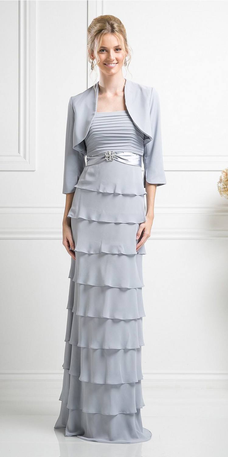 OFERTA - Vestido con chaqueta de falda larga y capas Cinderella Divine 7731 (Talla M)
