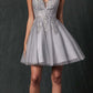 Vestido de fiesta corto con bordados y purpurina, modelo Juliet 857