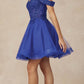 Vestido de fiesta corto Juliet 880 de tul con brillantina, corte A y hombros descubiertos.