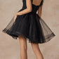 Vestido corto de tul de corte A con corpiño transparente y tirantes de plumas Juliet 881