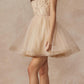 Vestido corto de tul de corte A con corpiño transparente y tirantes de plumas Juliet 881