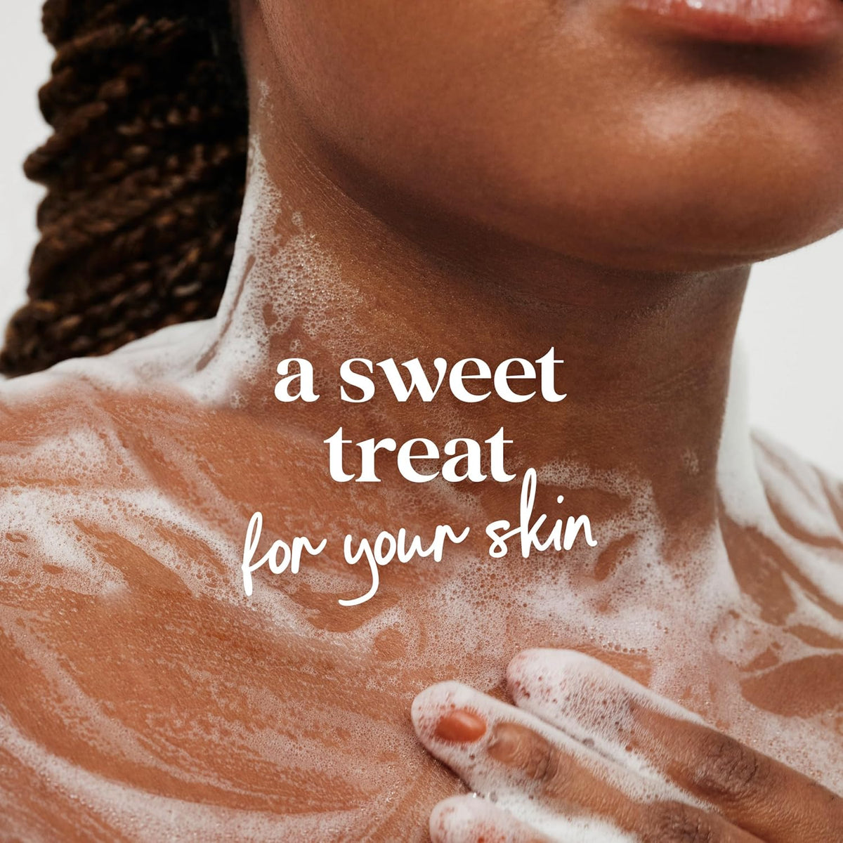 Dove Indulge Gel de Baño Vainilla Cálida + Crema Dulce para Piel Hidratada y Suave 20 oz líq.