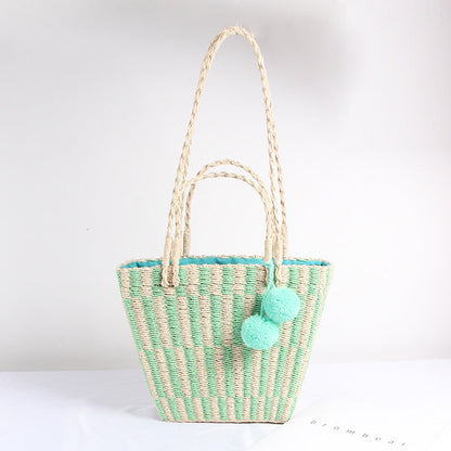 Women's Woven Fur Ball Large Capacity Straw Shoulder Bags