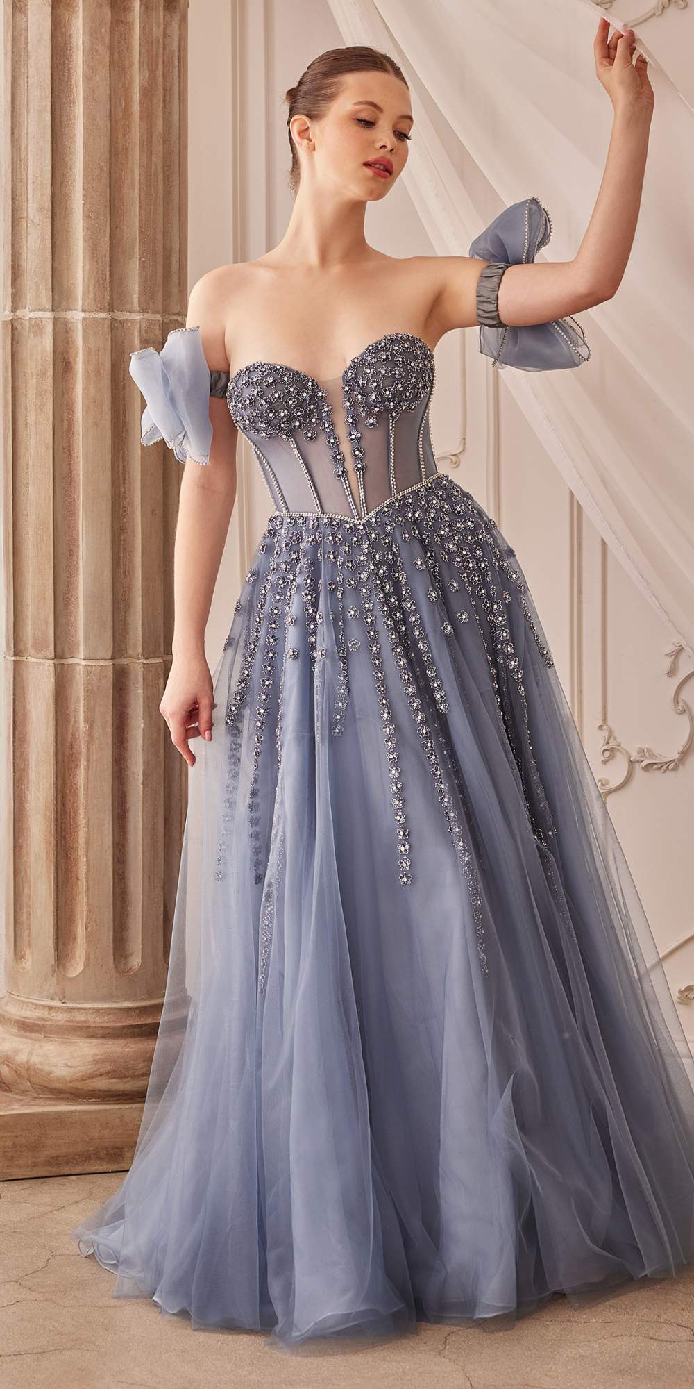 Vestido Largo Strapless con Cuentas y Brazaletes de Lazo Andrea & Leo A1338