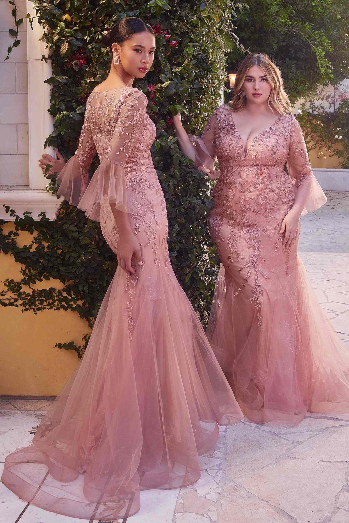 Vestido de sirena de encaje ajustado Andrea & Leo A1342 con manga trompeta
