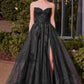 Vestido de gala sin tirantes de tul con capas Andrea & Leo A1378