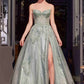 Vestido de gala sin tirantes de tul con capas Andrea & Leo A1378