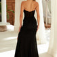 Vestido sin tirantes con cuentas y abertura Nox Anabel A1596