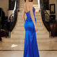 Vestido sin tirantes con cuentas y abertura Nox Anabel A1596