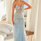 Vestido sin tirantes Nox Anabel A1713 con escote corazón totalmente adornado con abalorios