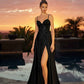 Vestido de satén elástico Nox Anabel A1748 con escote corazón y corpiño de pico pronunciado