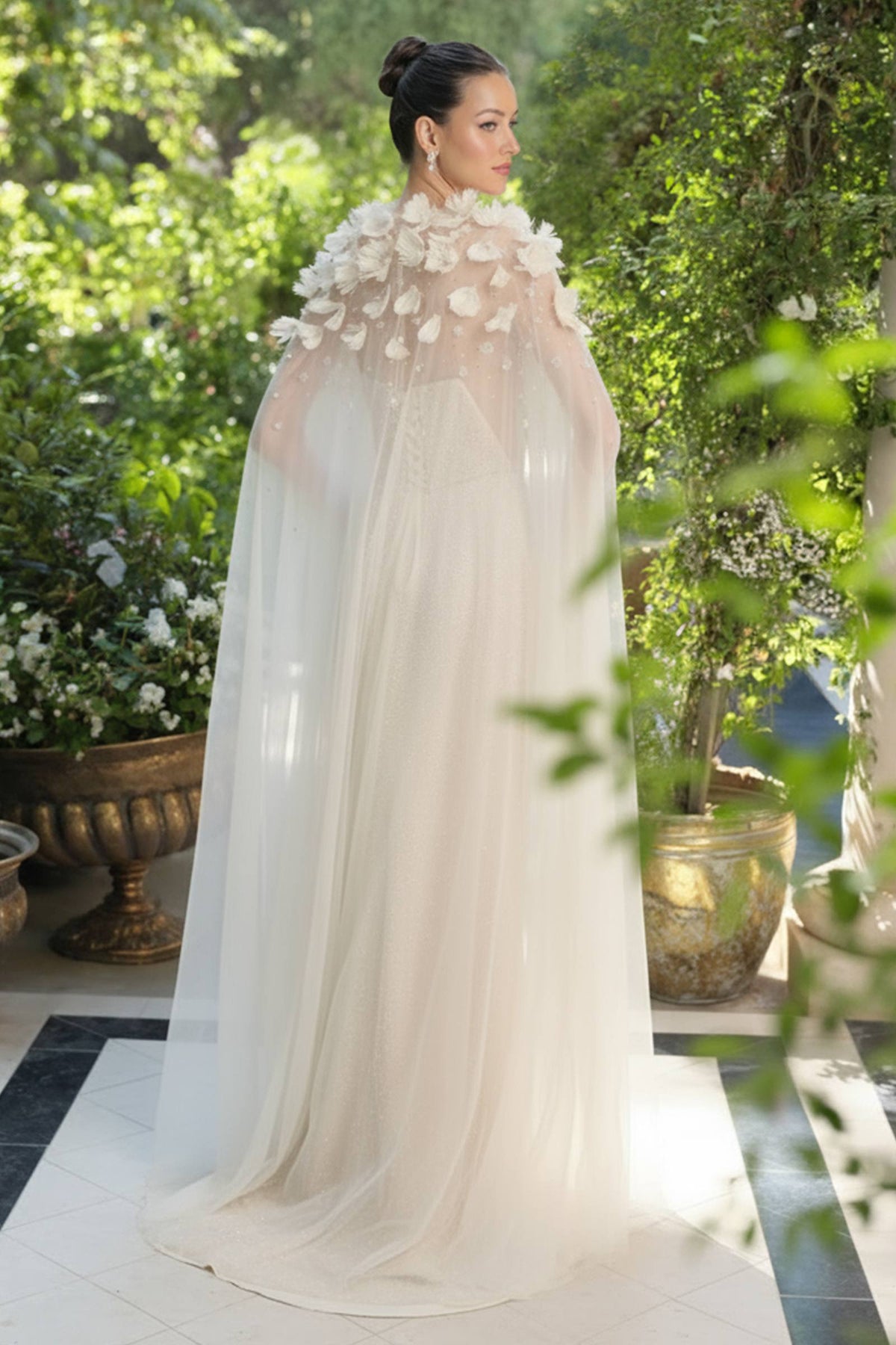 Capa Transparente Ethereal Couture