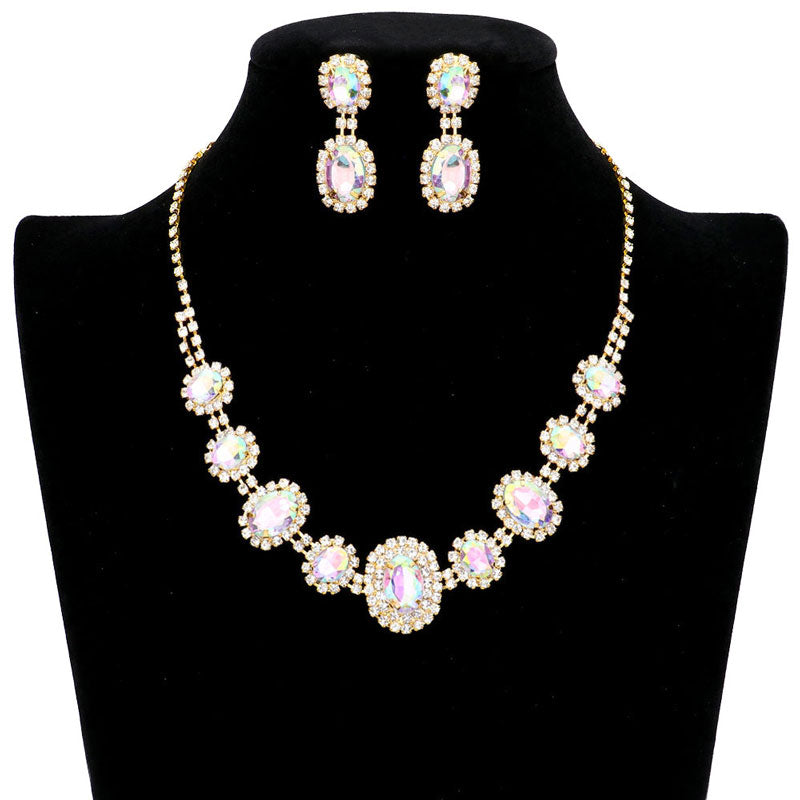 Oval Stone Accented Rhinestone Trimmed Necklace