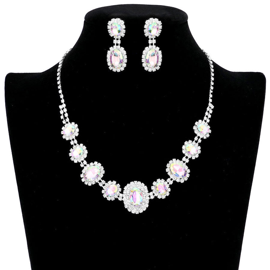 Oval Stone Accented Rhinestone Trimmed Necklace