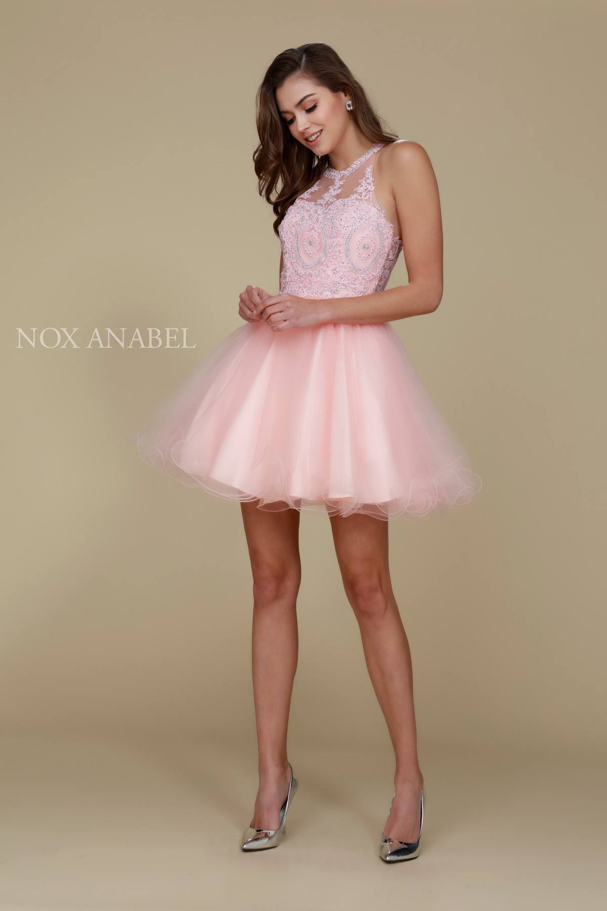 LIQUIDACIÓN - Vestido corto Nox Anabel B652 con falda de tul acampanada (Talla Pequeña)