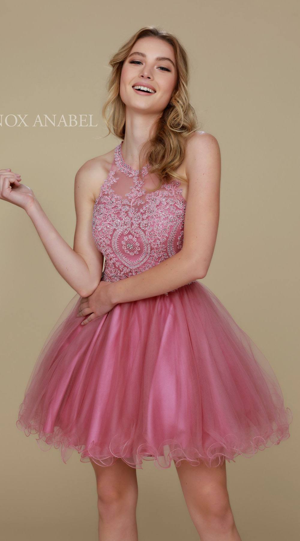 LIQUIDACIÓN - Vestido corto Nox Anabel B652 con falda de tul acampanada (Talla Pequeña)