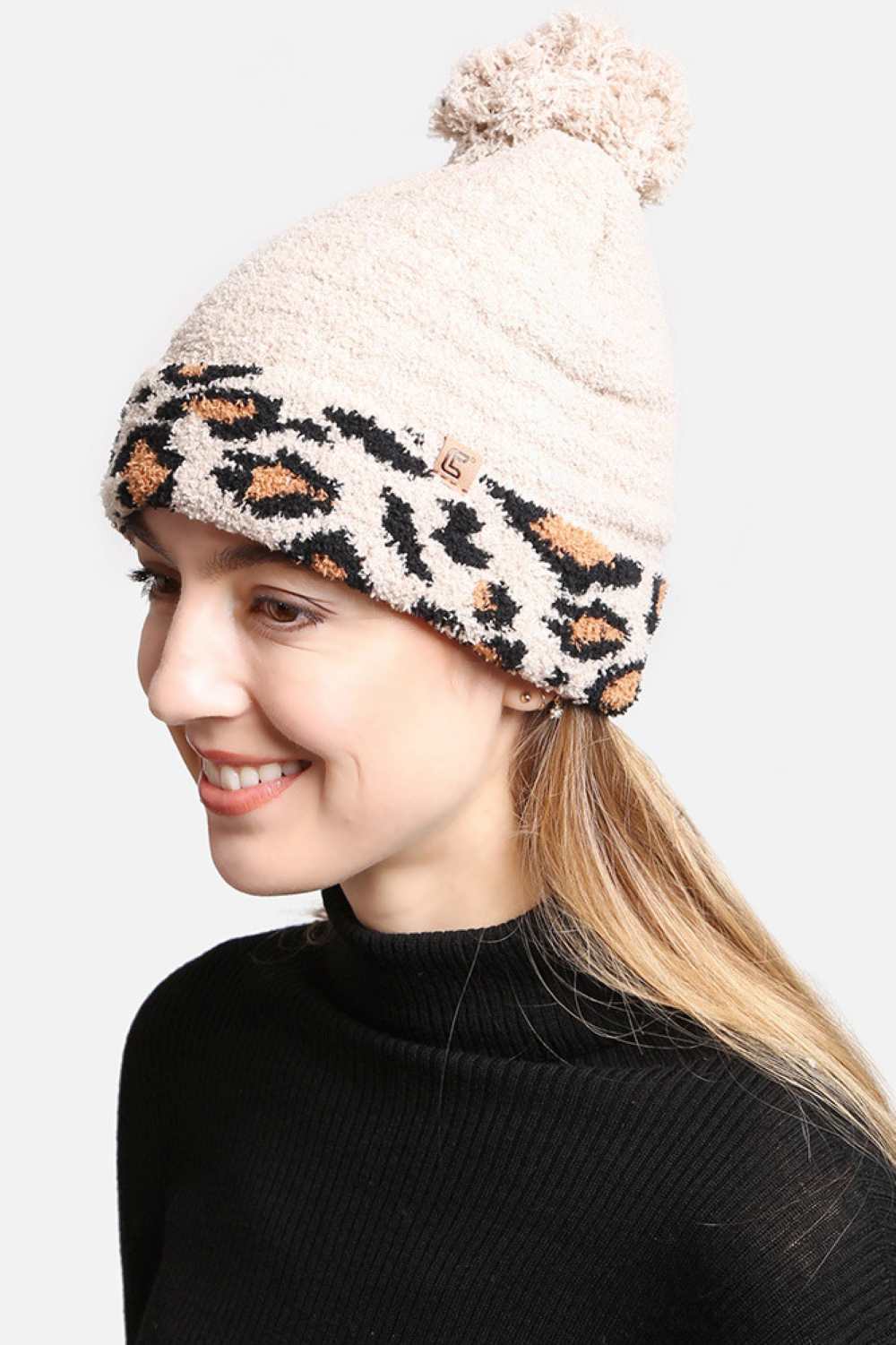 LEOPARD CUFFED POM POM LINING BEANIE