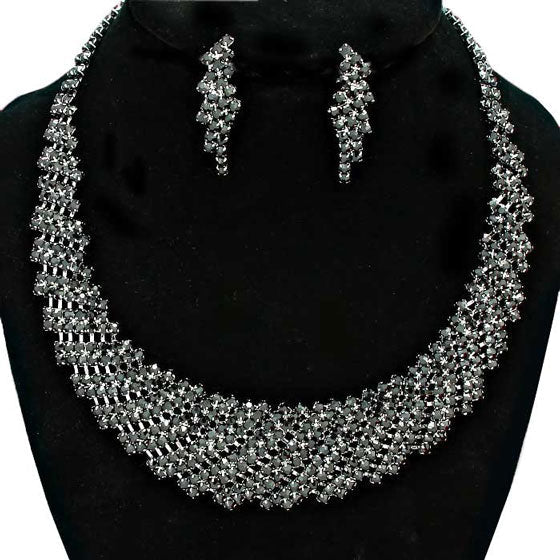 Crystal Rhinestone Round Collar Necklace