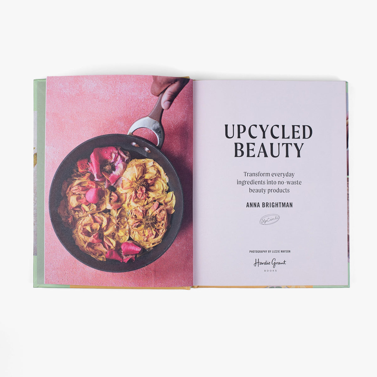 Libro de tapa dura de belleza reciclada
