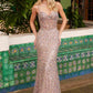 Vestido de fiesta Nox Anabel C1609 con cuello corazón, pedrería floral.