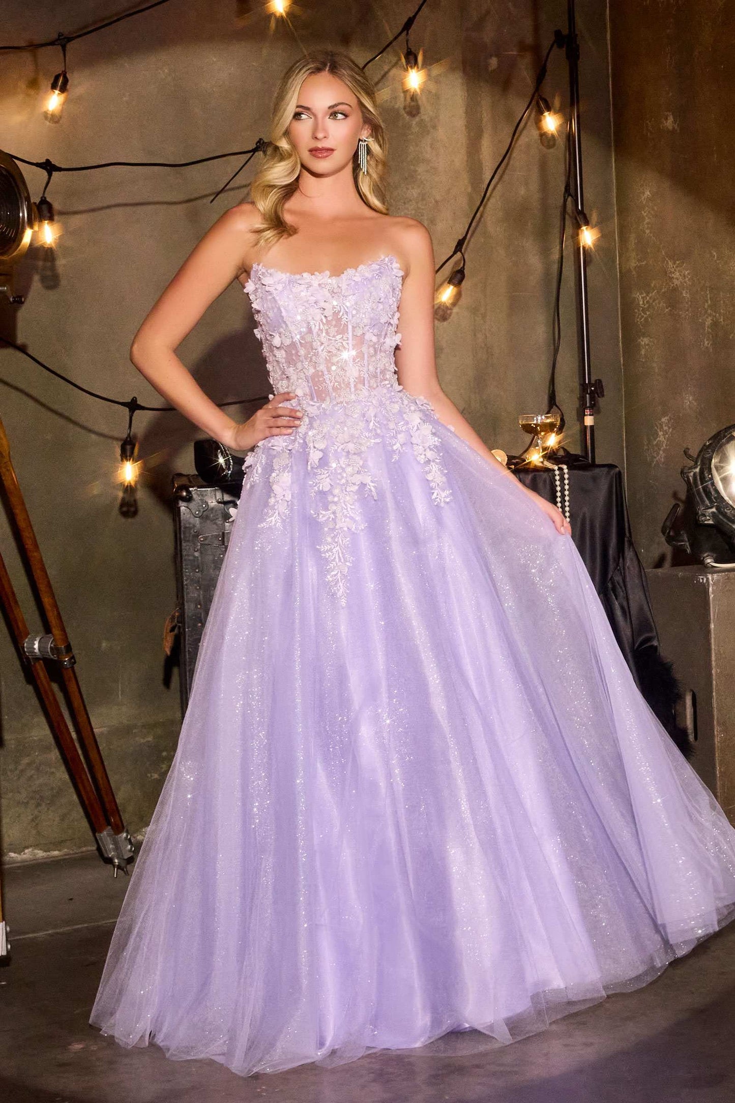 Ladivine C174 Encantador Vestido de Gala Escote Redondo Aplicaciones Florales