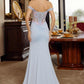 Nox Anabel C1845 Vestido de fiesta ajustado con hombros descubiertos, adornos y brillo de jersey
