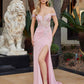 Nox Anabel C1845 Vestido de fiesta ajustado con hombros descubiertos, adornos y brillo de jersey