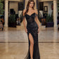 Vestido de fiesta ajustado con hombros descubiertos y pedrería Nox Anabel C1850
