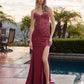 Vestido largo de fiesta Nox Anabel C1868 sin tirantes, ajustado, de jersey brillante con abertura alta en el muslo