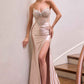 Ladivine CA121 Vestido Largo Ajustado Corsé Adornado Escote Corazón