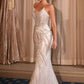 Ladivine CC0688W Vestido de novia entallado sin tirantes con escote pronunciado
