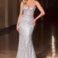 Vestido de noche ajustado con escote corazón esculpido y pedrería de cristal Ladivine CC0801