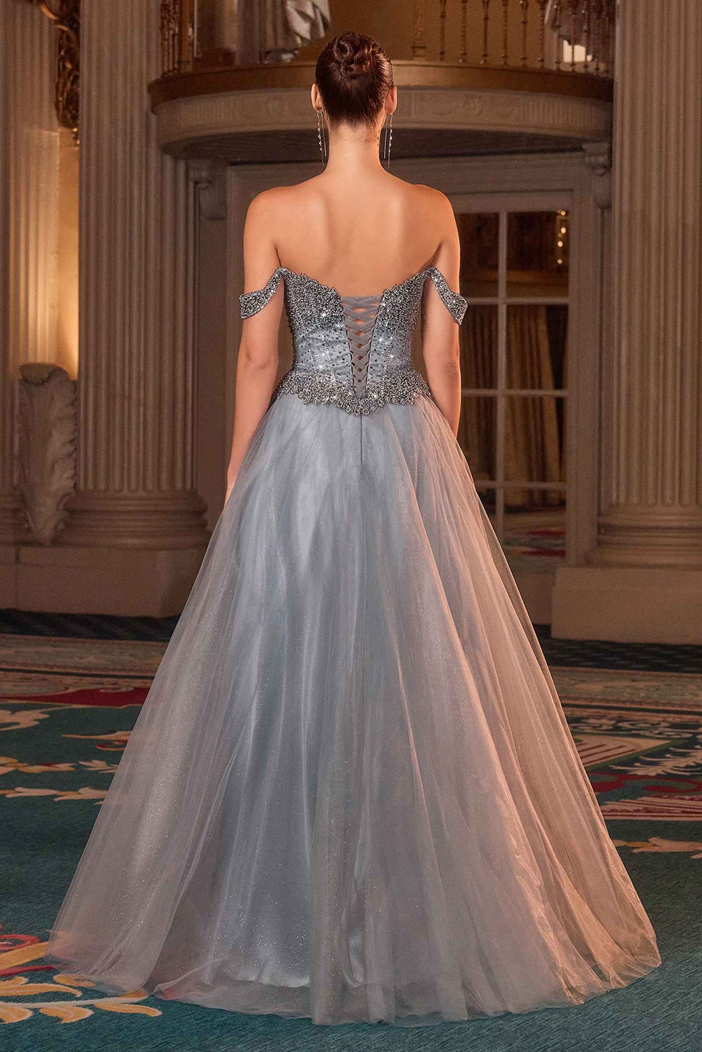 Ladivine CC471 Vestido de gala con corpiño corsé de tul brillante y hombros descubiertos