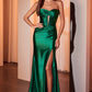 Vestido Ladivine CD0103 de satén sin tirantes ajustado