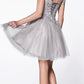 LIQUIDACIÓN - Vestido corto de vuelo Cinderella Divine CD0132 con hombros descubiertos y falda de tul brillante (Talla S)