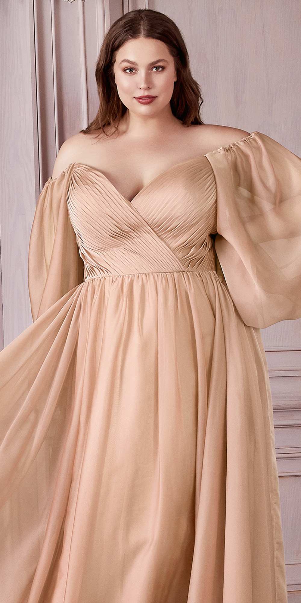 Cinderella Divine CD243C Vestido de chifón con manga larga y corte A
