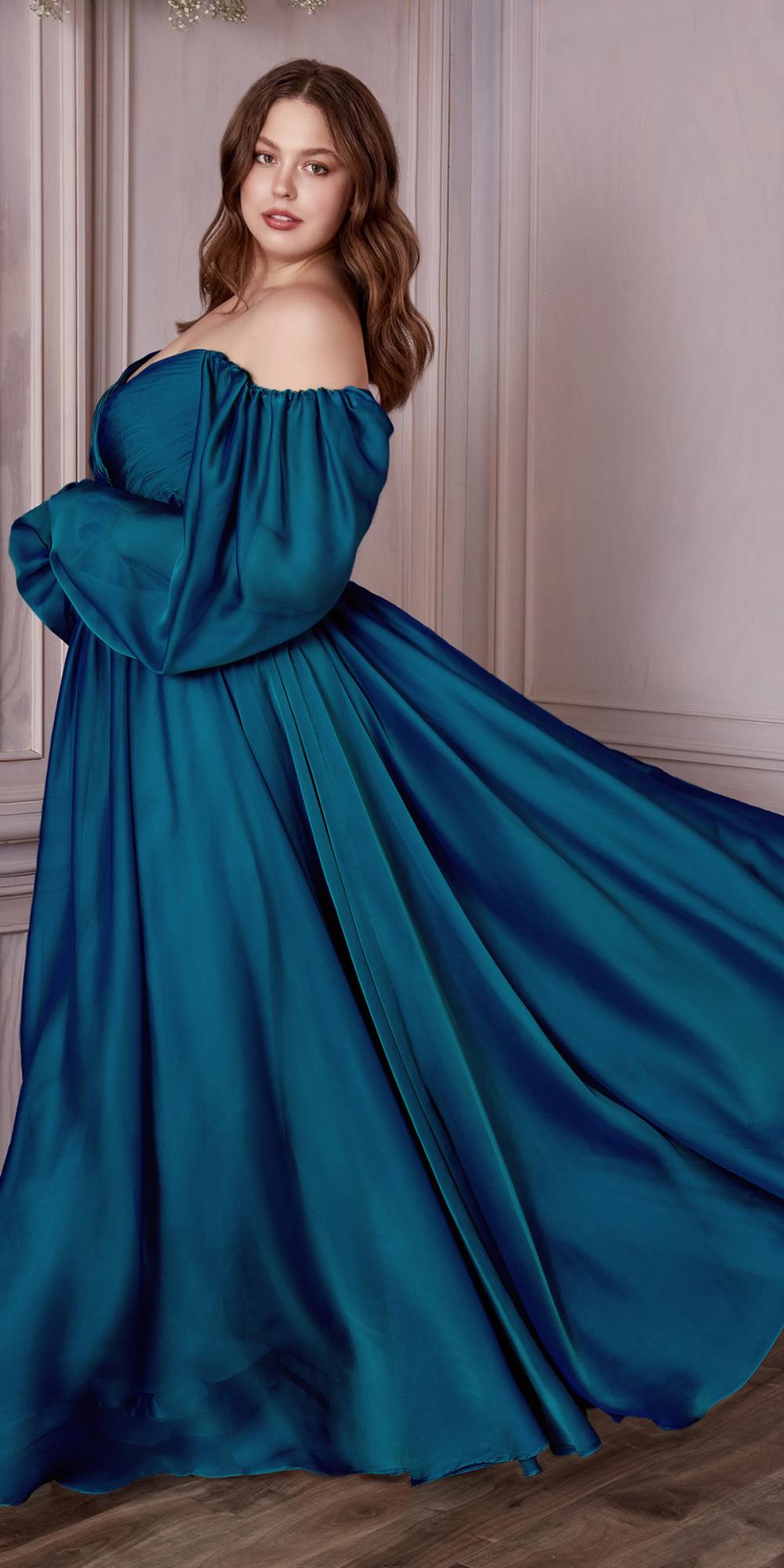Cinderella Divine CD243C Vestido de chifón con manga larga y corte A