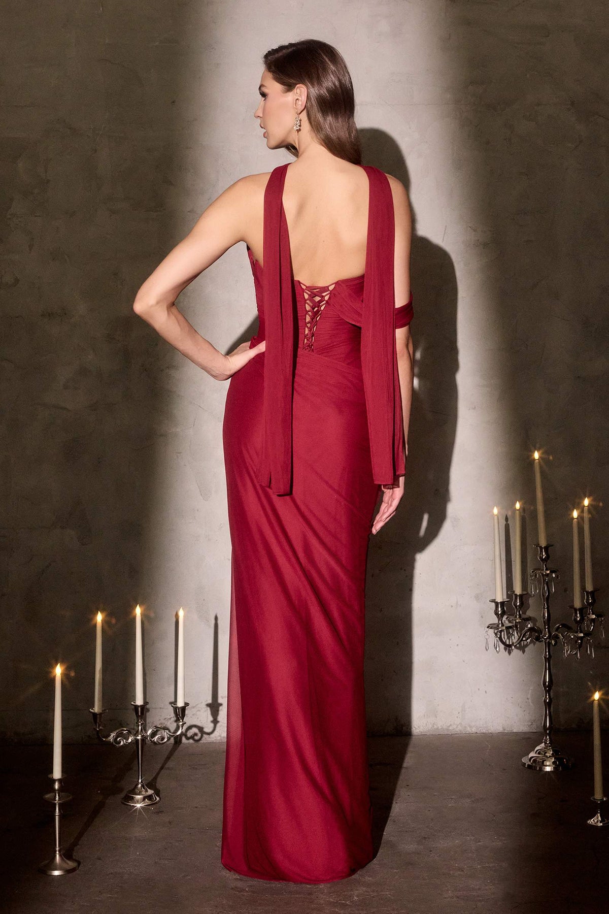 Vestido ajustado de gasa ligera con corpiño plisado esculpido Ladivine CD406