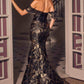 Vestido de noche estilo sirena ceñido Ladivine CD640 negro/dorado con hombros descubiertos
