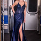 Vestido de satén elástico con cuello halter pronunciado y pedrería Ladivine CD690