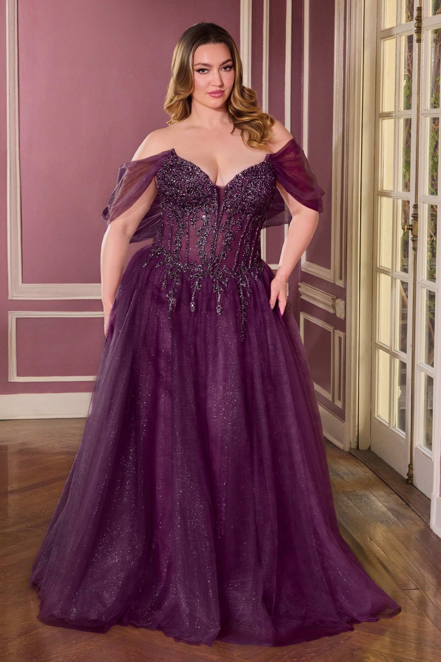 Vestido de talla grande Ladivine CD721C sin tirantes, corte A, escote corazón, con corpiño de corsé