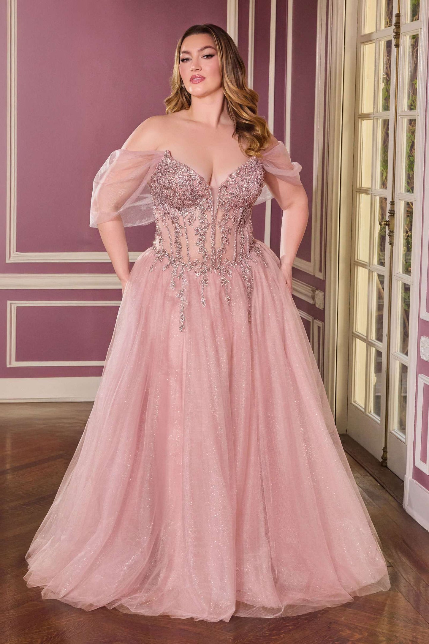 Vestido de talla grande Ladivine CD721C sin tirantes, corte A, escote corazón, con corpiño de corsé
