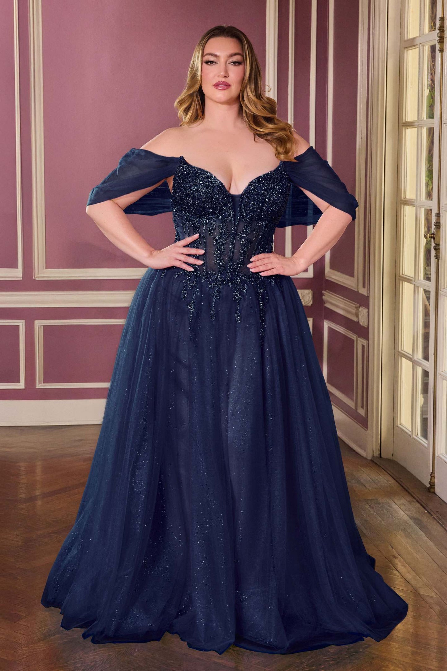 Vestido de talla grande Ladivine CD721C sin tirantes, corte A, escote corazón, con corpiño de corsé