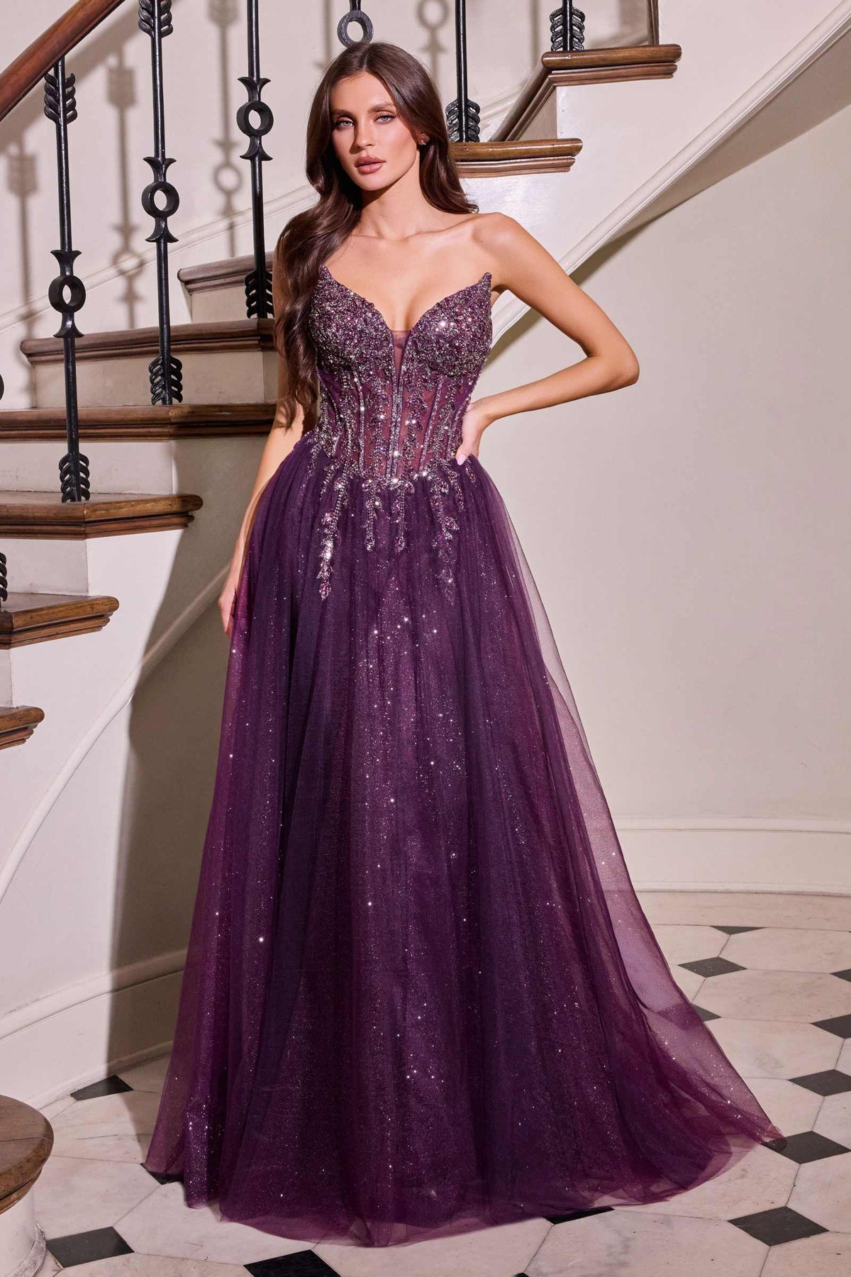 Vestido de fiesta formal Ladivine CD721 sin tirantes, corte A, escote corazón y corpiño estilo corsé