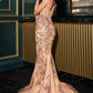 Vestido de noche ajustado sin tirantes Ladivine CD723 con escote pronunciado y detalles florales