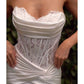 Vestido de novia de satén sin tirantes con escote corazón Ladivine CD797W