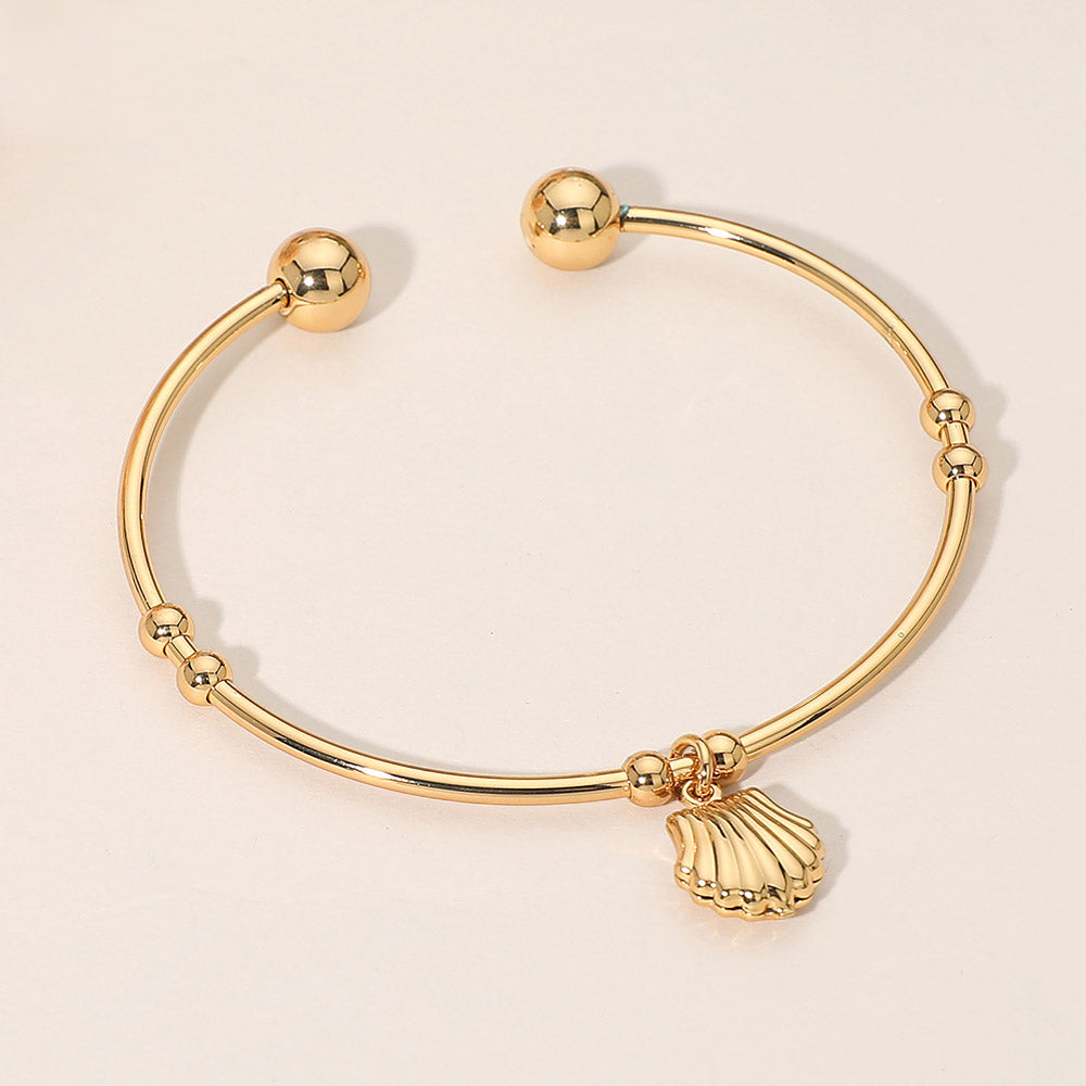 SECRET BOX_Stainless Steel Shell Charm Cuff Bracelet