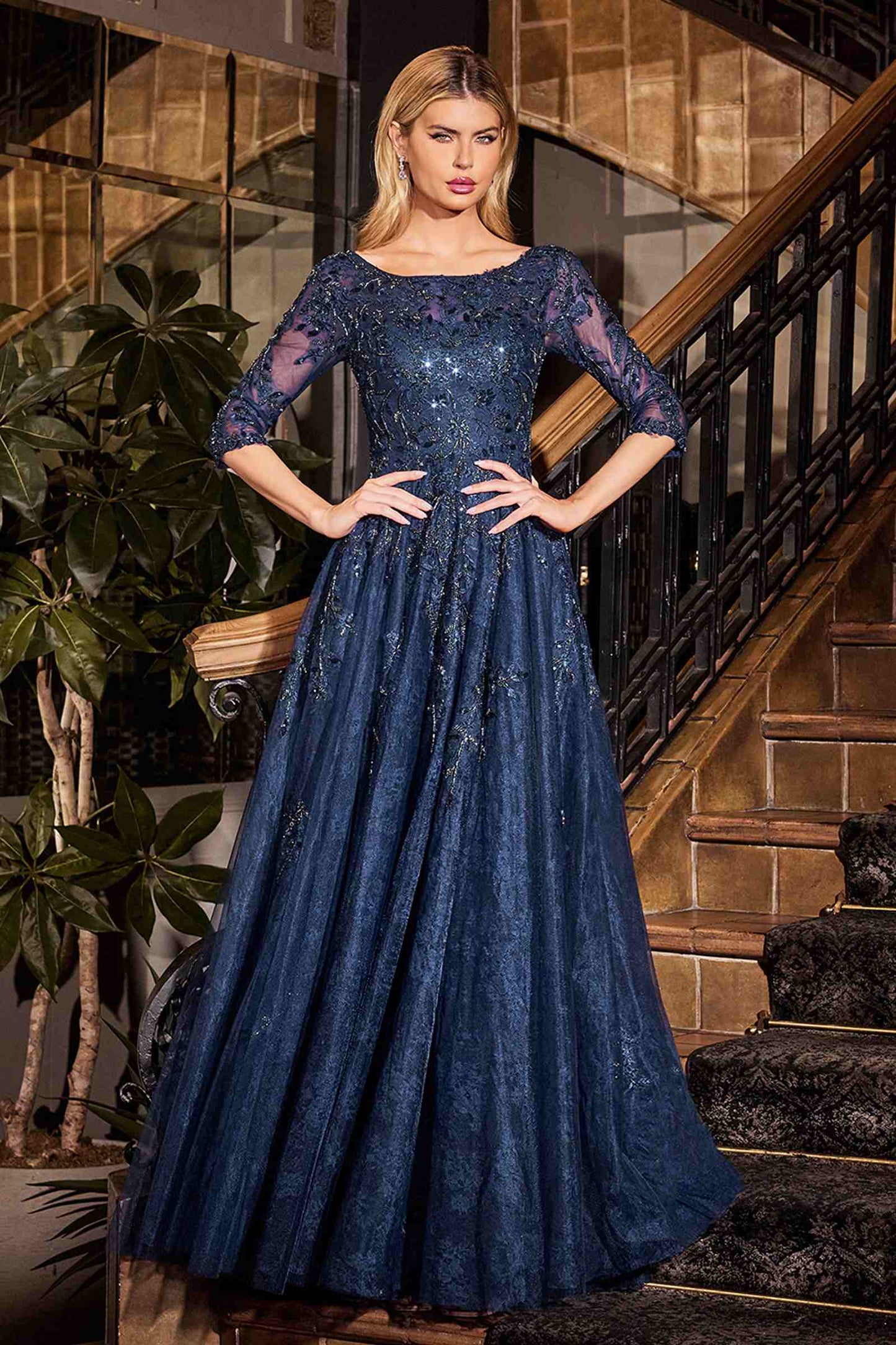 Ladivine CK2401 Vestido de Madrina Modesto con Encaje y Tul de Corte A