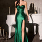 Vestido ajustado brillante Ladivine CK918 Glamour con corpiño deshuesado tipo corazón