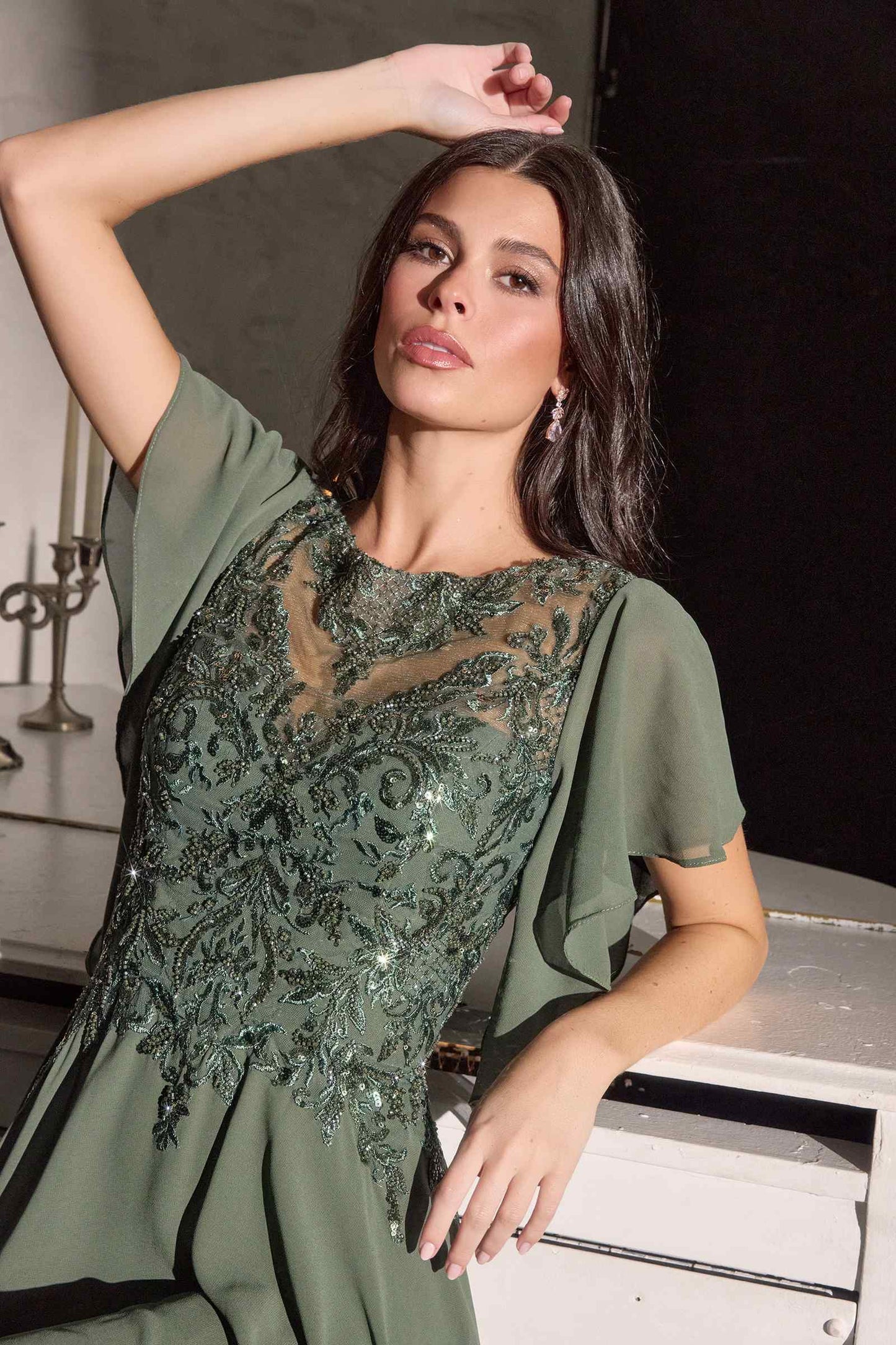 Ladivine CL09 Vestido de gasa con mangas mariposa, escote ilusión y corte en A